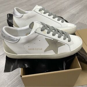 Brand new women’s sneakers Golden Goose